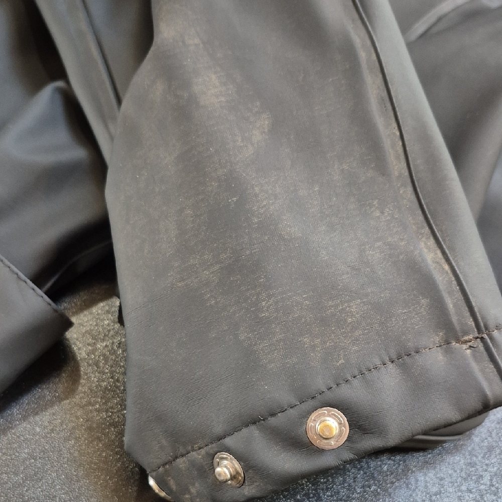 Helly Hansen Kirkwall Hooded Raincoat **Stains - Size L - Picture 15 of 16